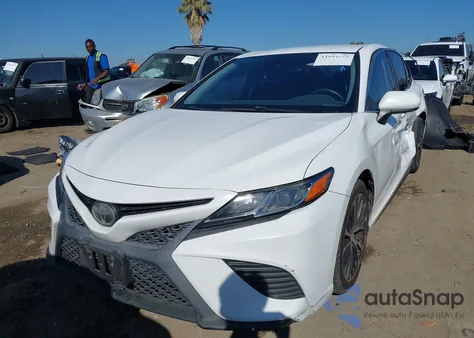 2018 Toyota Camry Se from USA, damaged, VIN 4T1B11HK6JU083179